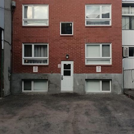 Wonderful Studio In Little Italy With Full Bath By Den Stays Montreal Ngoại thất bức ảnh