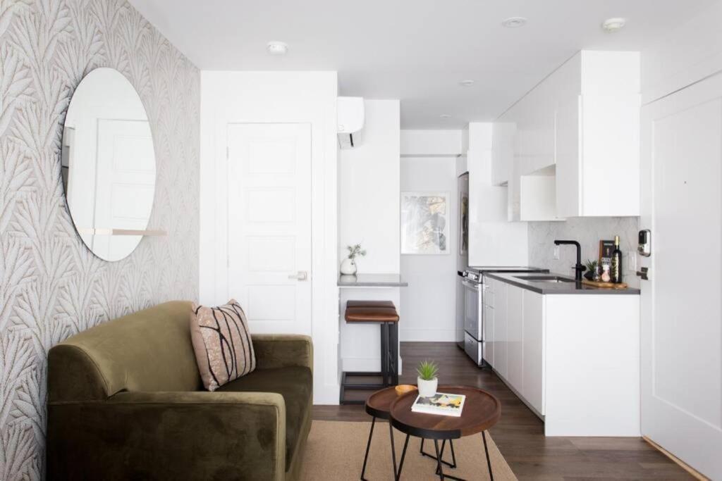 Wonderful Studio In Little Italy With Full Bath By Den Stays Montreal Ngoại thất bức ảnh